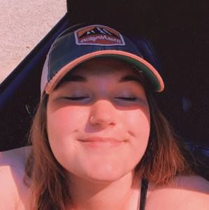 Meet your Posher, Molly